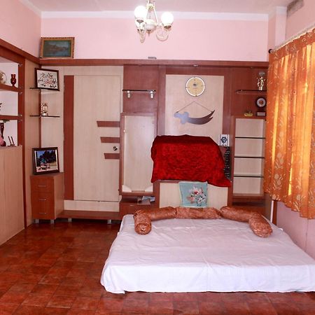Perfect Homestay Ujjain Esterno foto