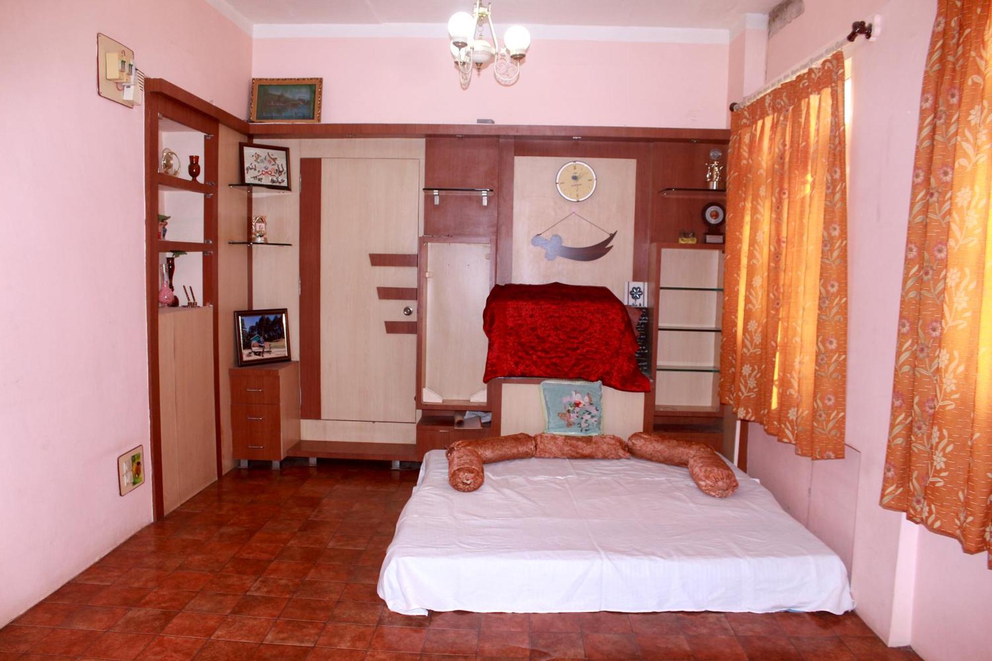 Perfect Homestay Ujjain Esterno foto